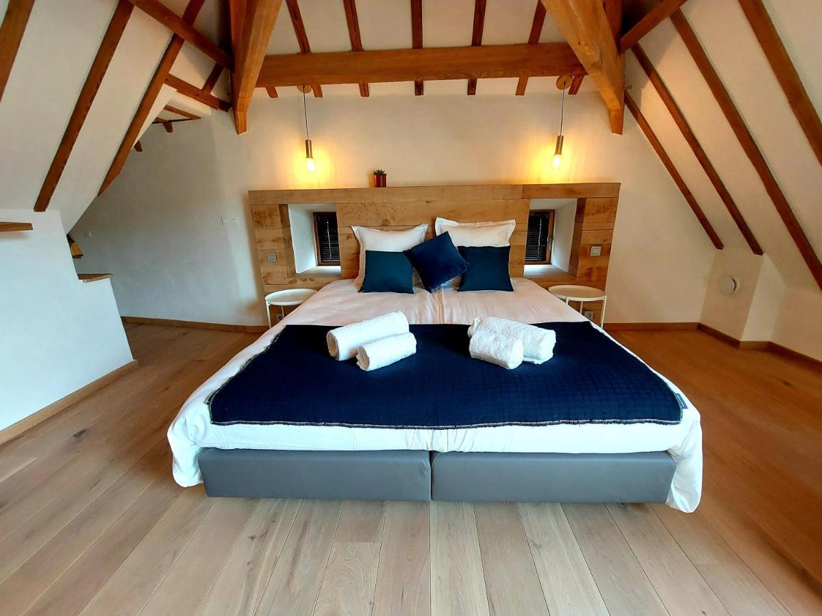 Les Suites De Petit Bomal Дюрбюи Экстерьер фото